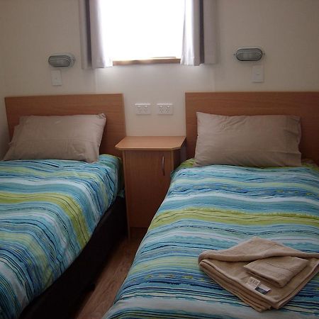 Jacko'S Holiday Cabins Arno Bay Экстерьер фото