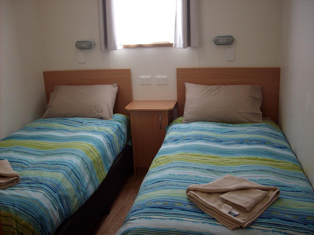 Jacko'S Holiday Cabins Arno Bay Экстерьер фото